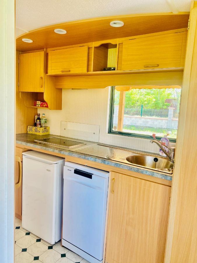 Caravans 10 Min To Tsonevo Lake & 35 Min To Black Sea 外观 照片