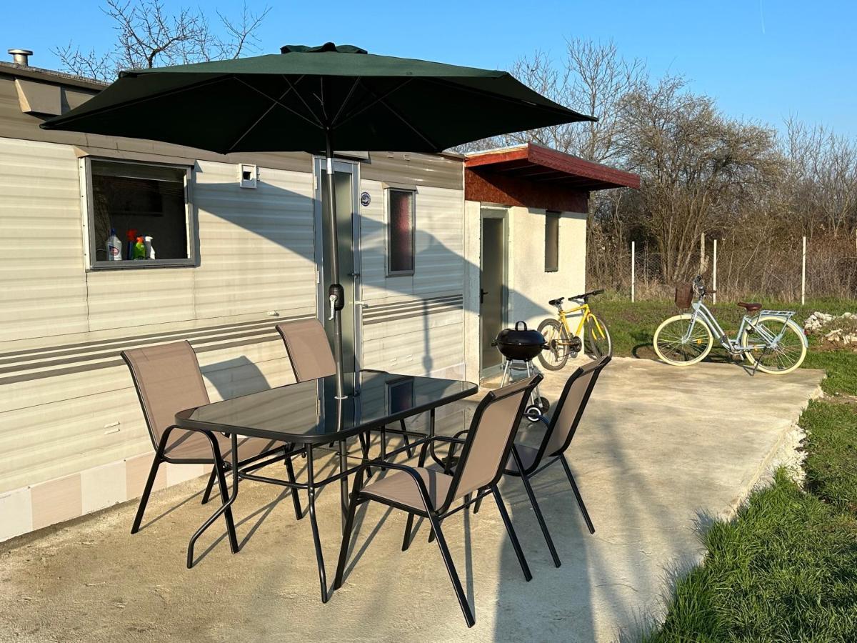 Caravans 10 Min To Tsonevo Lake & 35 Min To Black Sea 外观 照片